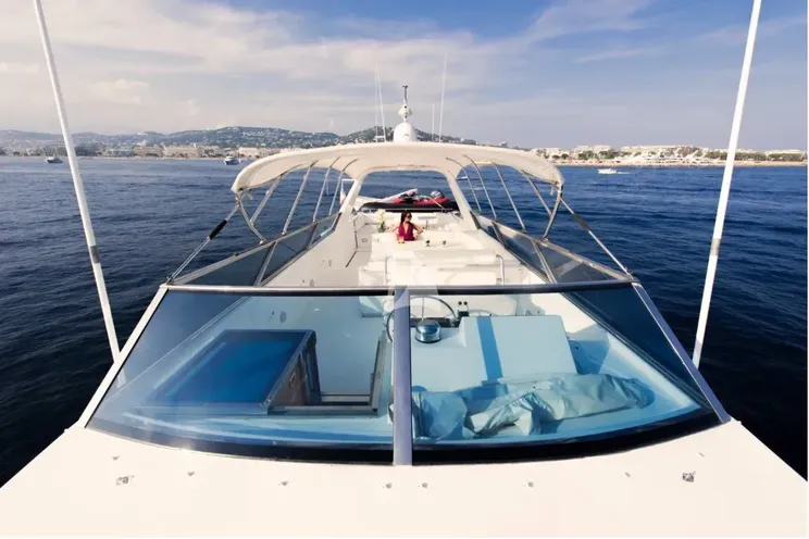 Charter Yacht MISS CANDY - Versilcraft 30m - 4 Cabins - Cannes - Monaco - St Tropez - Nice - French Riviera