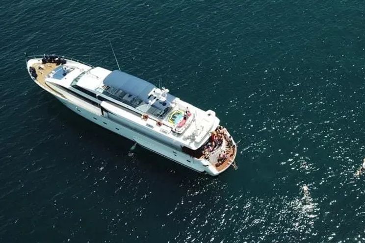 Charter Yacht MISS CANDY - Versilcraft 30m - 4 Cabins - Cannes - Monaco - St Tropez - Nice - French Riviera