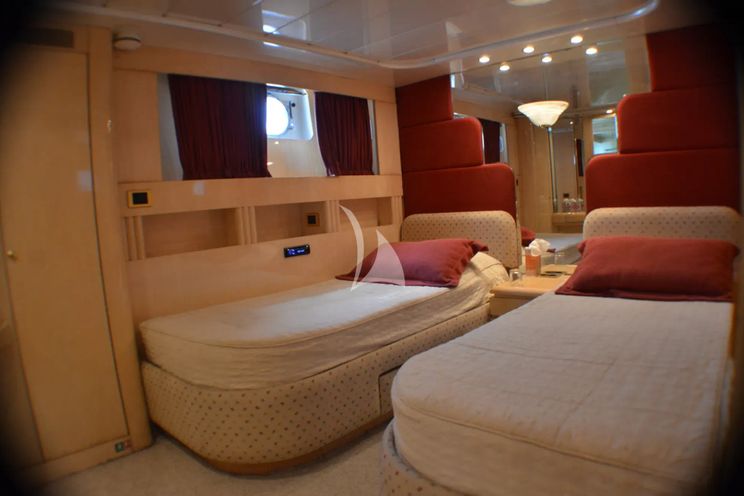 Charter Yacht MISS CANDY - Versilcraft 30m - 4 Cabins - Cannes - Monaco - St Tropez - Nice - French Riviera