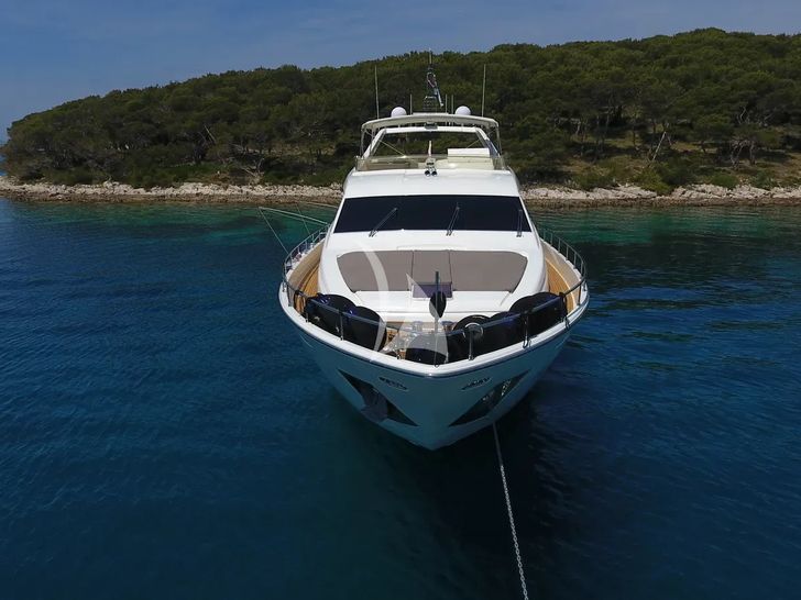 MISS KATARIINA Ferretti 880 - bow view MISS KATARIINA Ferretti 880 - bow view