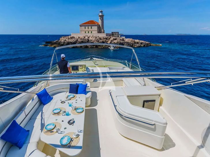 MISS KATARIINA Ferretti 880 - flybridge MISS KATARIINA Ferretti 880 - flybridge
