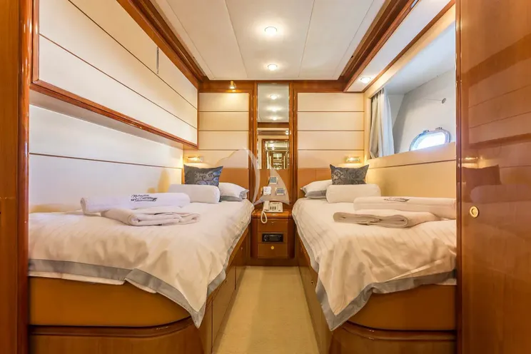 Charter Yacht MISS KATARIINA - Ferretti 880 - 4 Cabins - Split - Dubrovnik - Hvar - Croatia