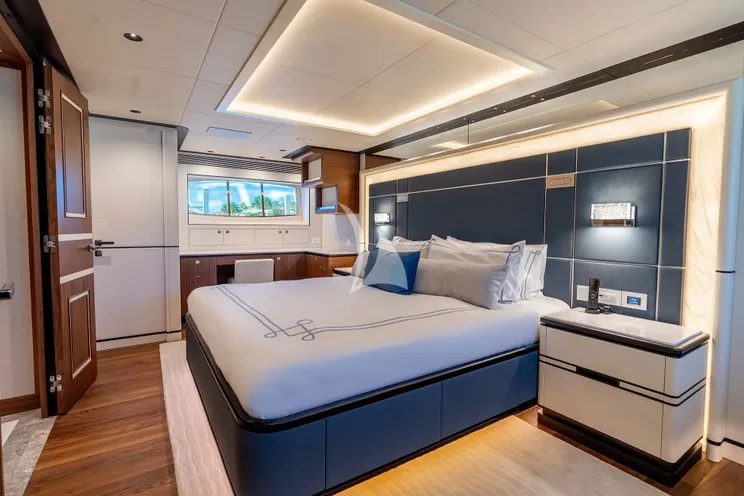 Charter Yacht MISS MICHELLE - Horizon RP122 - 4 Cabins - Nassau - Exumas - Bahamas