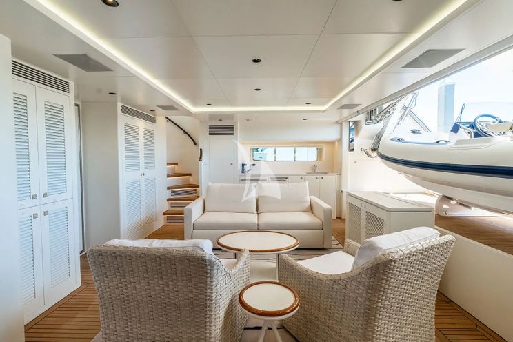 Charter Yacht MISS MICHELLE - Horizon RP122 - 4 Cabins - Nassau - Exumas - Bahamas