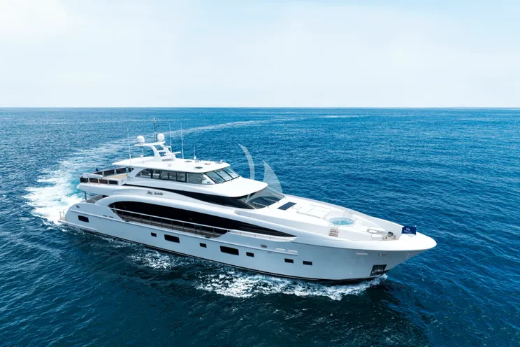 Charter Yacht MISS MICHELLE - Horizon RP122 - 4 Cabins - Nassau - Exumas - Bahamas