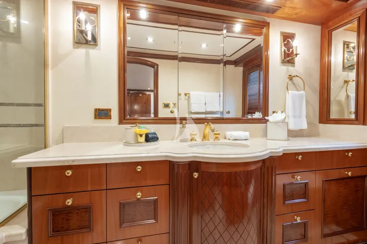 Charter Yacht MISS STEPHANIE - Richmond 142 - 6 Cabins - Nassau - Exumas - Bahamas