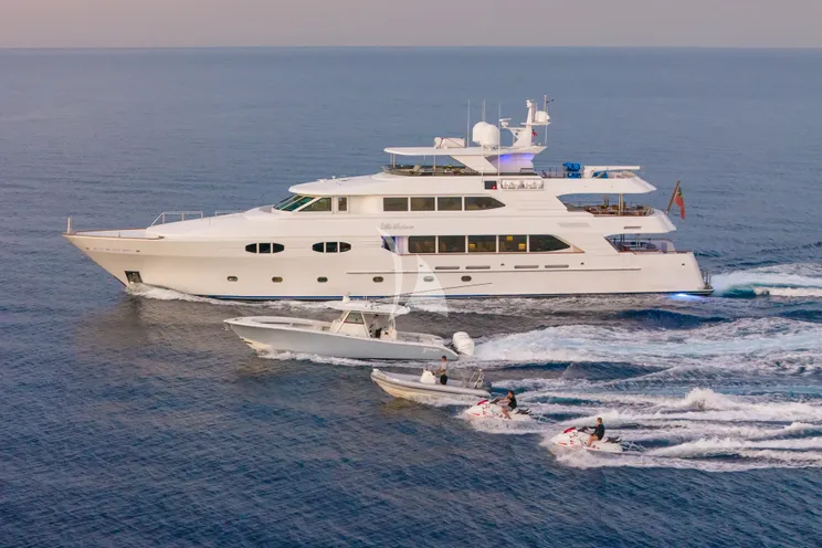 Charter Yacht MISS STEPHANIE - Richmond 142 - 6 Cabins - Nassau - Exumas - Bahamas