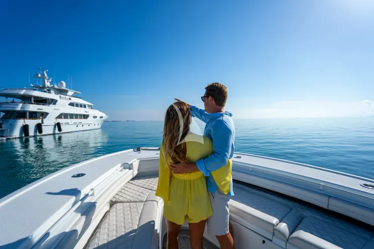 Charter Yacht MISS STEPHANIE - Richmond 142 - 6 Cabins - Nassau - Exumas - Bahamas