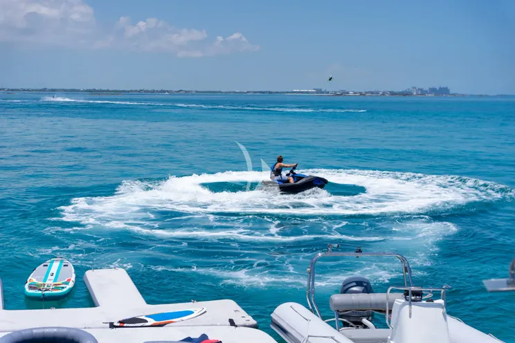 Charter Yacht MISS STEPHANIE - Richmond 142 - 6 Cabins - Nassau - Exumas - Bahamas