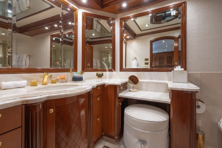 Charter Yacht MISS STEPHANIE - Richmond 142 - 6 Cabins - Nassau - Exumas - Bahamas