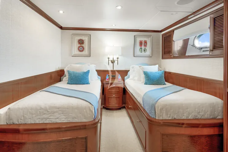 Charter Yacht MISS STEPHANIE - Richmond 142 - 6 Cabins - Nassau - Exumas - Bahamas