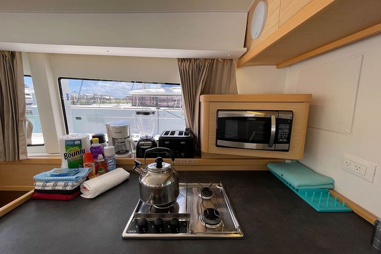 Charter Yacht MOANA - Lagoon 42 - 3 Cabins - Tortola - Anegada - Virgin Gorda - BVI - Caribbean