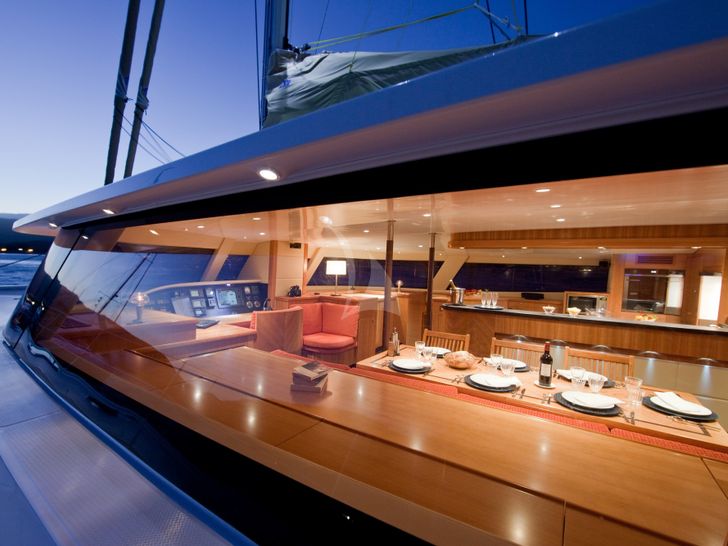 MOBY DICK - Fountaine Pajot 65,saloon