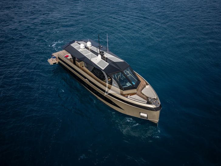 MOONRAKER Wally Wallywhy100 - anchored MOONRAKER Wally Wallywhy100 - anchored
