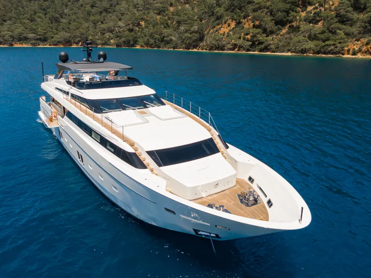 MORNING STAR Sanlorenzo SL118 - foredeck view MORNING STAR Sanlorenzo SL118 - foredeck view