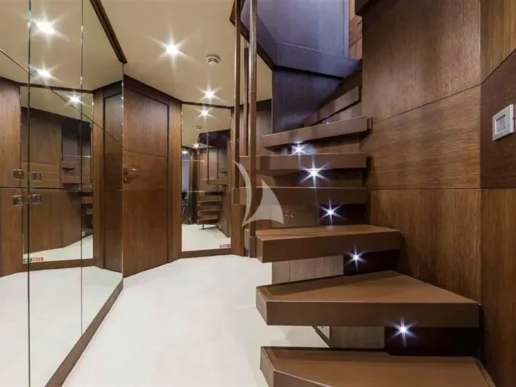 MORNING STAR Ferretti Custom Line 100 - staircase to the cabins MORNING STAR Ferretti Custom Line 100 - staircase to the cabins