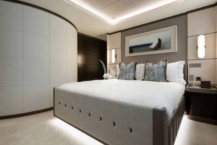 Charter Yacht MOSKITO - Heesen 55m Steel - 6 Cabins - Naples - Capri - Positano - Amalfi Coast - Italy