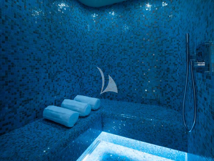 MOSKITO Heesen 55m Steel - steam room MOSKITO Heesen 55m Steel - steam room