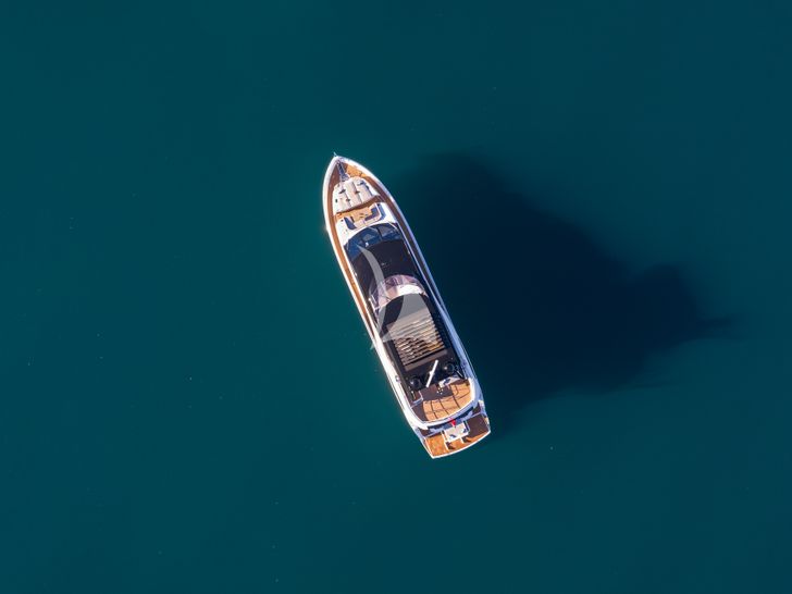 MOWANA Sunseeker 95 aerial top shot