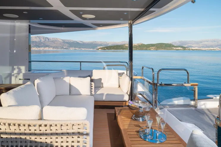 Charter Yacht MOWANA - Sunseeker 86 Yacht - 4 Cabins - Split - Hvar - Dubrovnik - Croatia