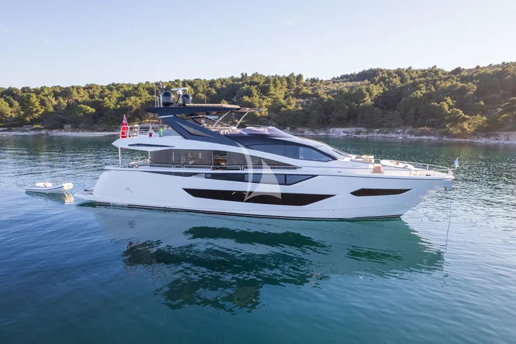 Charter Yacht MOWANA - Sunseeker 86 Yacht - 4 Cabins - Split - Hvar - Dubrovnik - Croatia