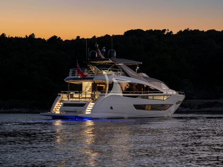 MOWANA Sunseeker 95 at night