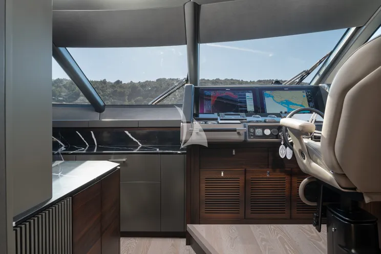 Charter Yacht MOWANA - Sunseeker 86 Yacht - 4 Cabins - Split - Hvar - Dubrovnik - Croatia