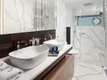 MOWANA Sunseeker 95 - master cabin bathroom MOWANA Sunseeker 95 - master cabin bathroom