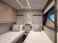 MOWANA Sunseeker 95 - twin cabin 1 MOWANA Sunseeker 95 - twin cabin 1