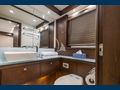 MOZZ II Sunseeker 88 Yacht twin cabin 1 bathroom