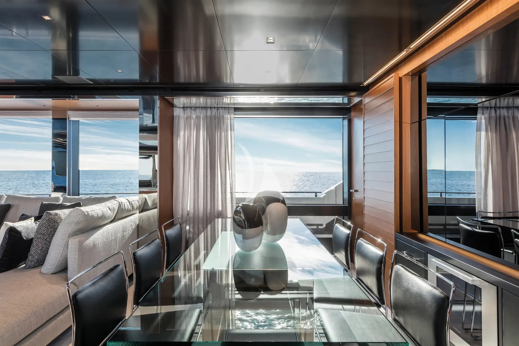 Charter Yacht MR CHARLIE - Riva Argo 90 - 4 Cabins - Salerno - Naples - Capri - Positano - Amalfi Coast - Italy