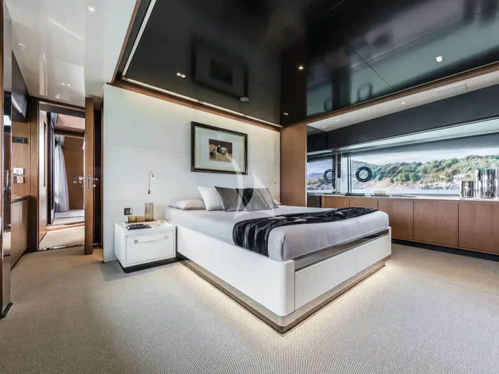 MR CHARLIE Riva Argo 90 - master cabin MR CHARLIE Riva Argo 90 - master cabin
