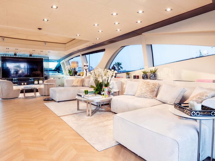 MRS GREY Mangusta 130 saloon seating area with TV