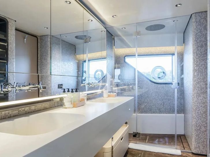 MRS L Custom Line Navetta 30 - master cabin bathroom MRS L Custom Line Navetta 30 - master cabin bathroom