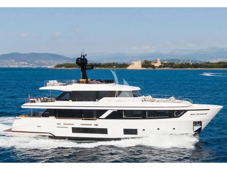 MRS L Custom Line Navetta 30 - profile MRS L Custom Line Navetta 30 - profile
