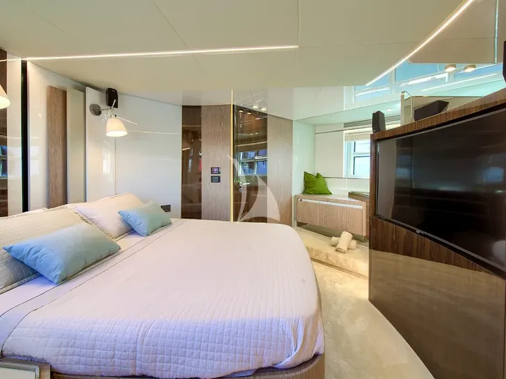 MUDITA Azimut S7 - master cabin MUDITA Azimut S7 - master cabin