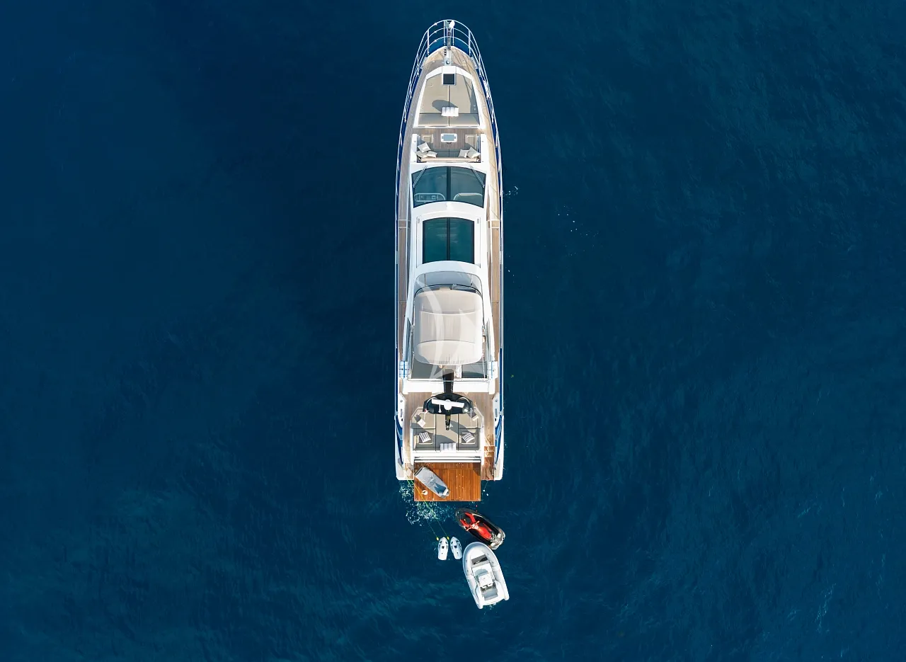 MUDITA Azimut S7 - top aerial shot