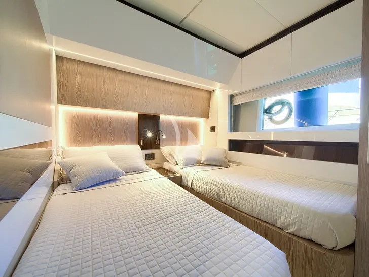 MUDITA Azimut S7 - twin cabin MUDITA Azimut S7 - twin cabin