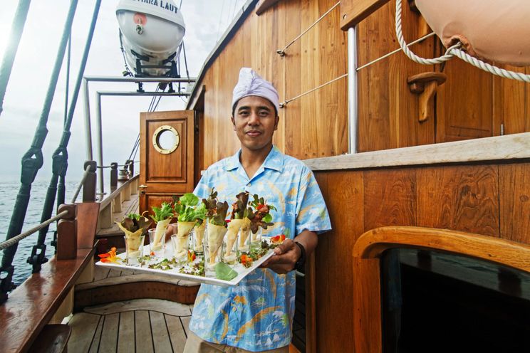 Charter Yacht MUTIARA LAUT - Phinisi 47m - 7 Cabins - Labuan Bajo - Raja Ampat - Indonesia