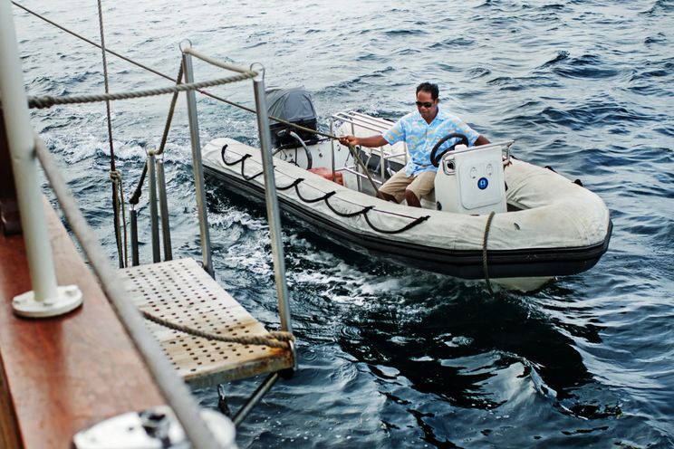 Charter Yacht MUTIARA LAUT - Phinisi 47m - 7 Cabins - Labuan Bajo - Raja Ampat - Indonesia