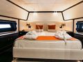 MY LIFE FIVE II Rizzardi 90 VIP cabin bed