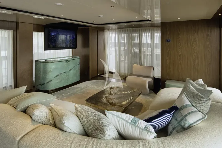 Charter Yacht MY MISTAKE - Ferretti Custom Line 106 - 5 Cabins - Athens - Mykonos - Paros - Cyclades - Aegean - Greece