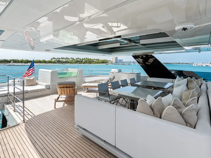MY TY Sunreef 80 Power - MY TY – aft deck dining and lounge alternate view MY TY Sunreef 80 Power - MY TY – aft deck dining and lounge alternate view