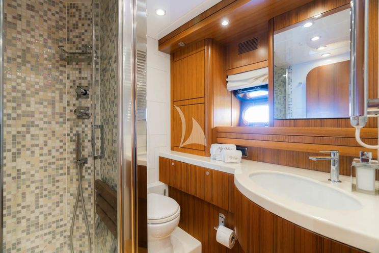 Charter Yacht MY WAY - Cantieri Vizianello 23m - 3 Cabins - Naples - Amalfi - Capri