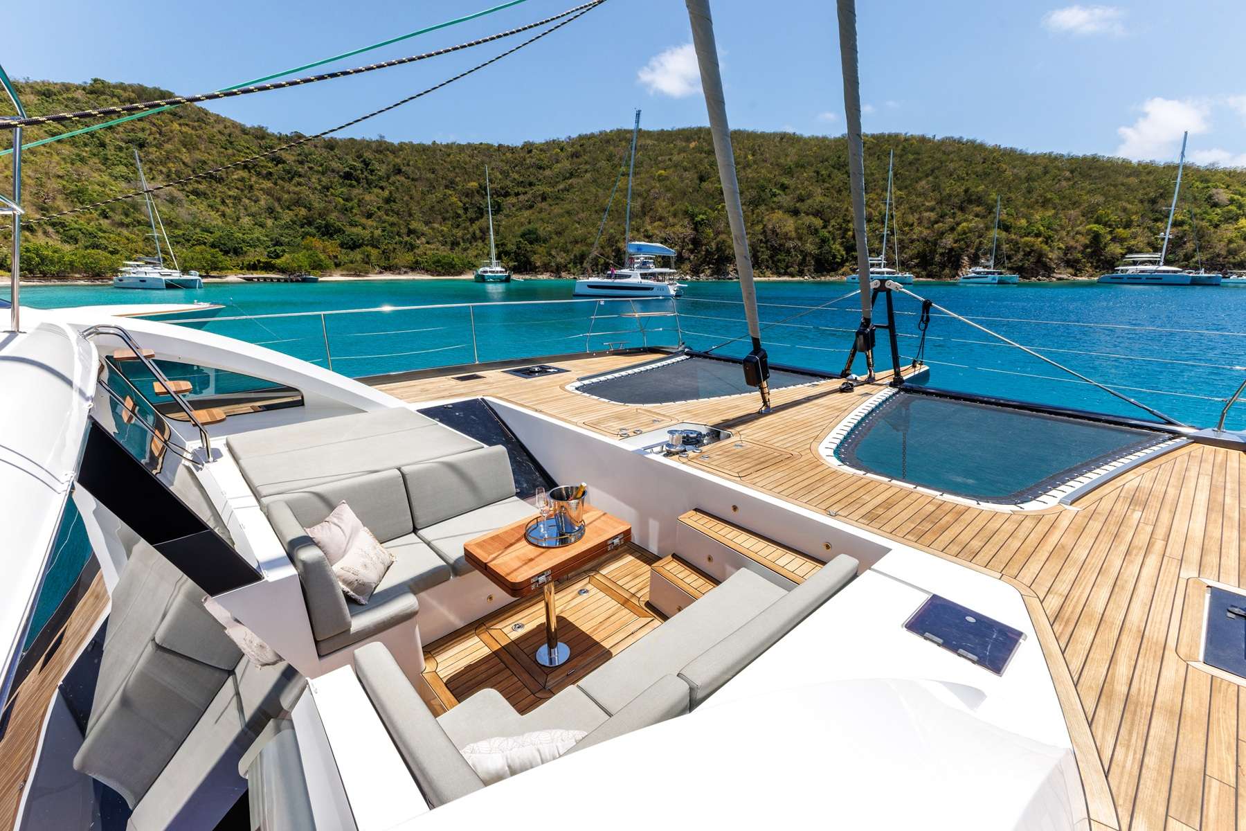Charter Yacht MYMLAN II - Privilege Signature 580 - 3 Cabins - St Martin - St Barths - Anguilla - Leeward Islands - Caribbean