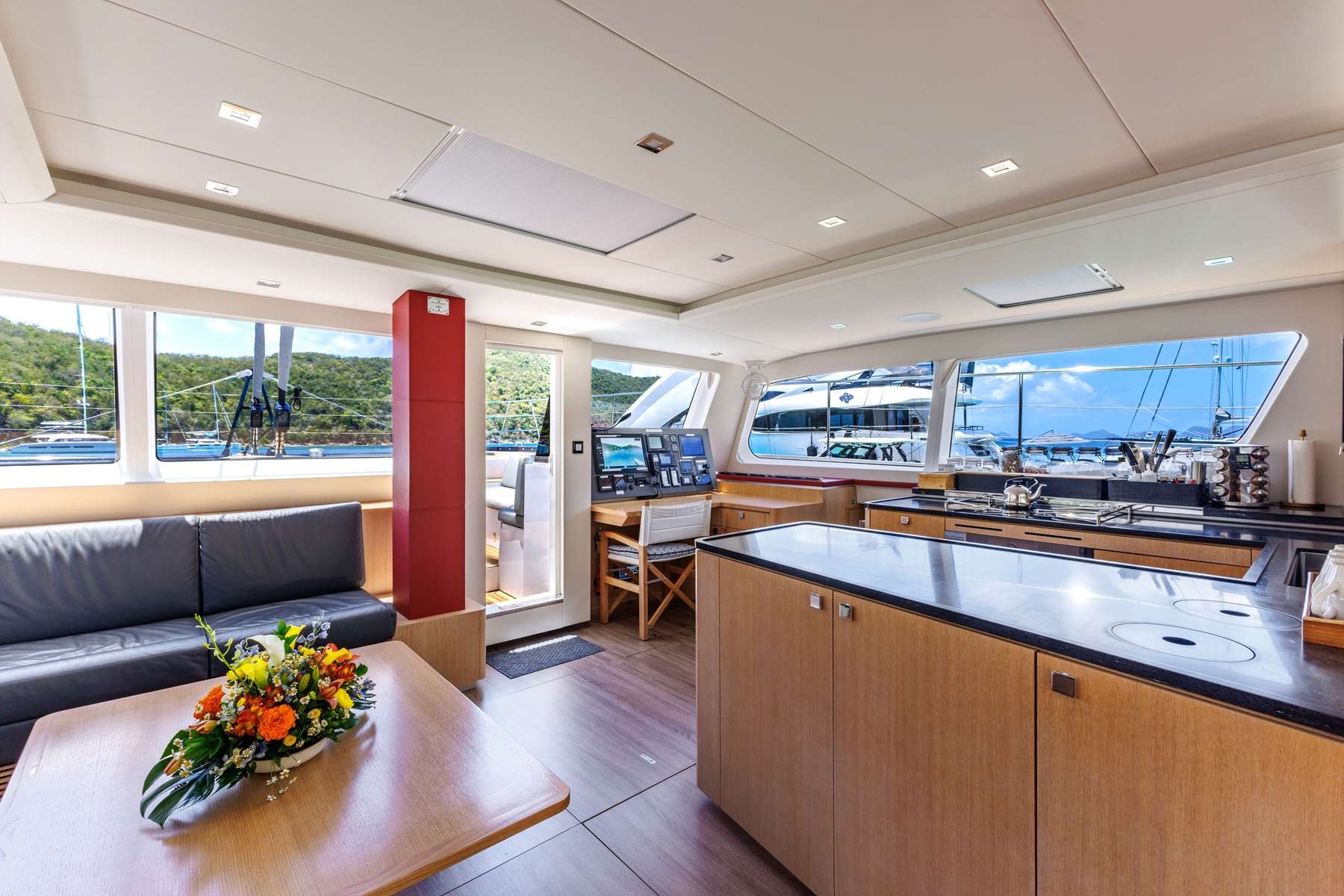 Charter Yacht MYMLAN II - Privilege Signature 580 - 3 Cabins - St Martin - St Barths - Anguilla - Leeward Islands - Caribbean