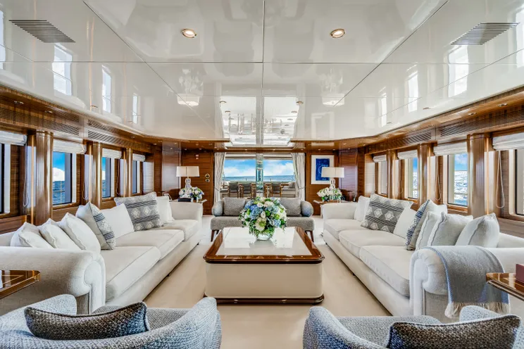 Charter Yacht OCEANOS - Mondomarine 49m - 7 Cabins - Cannes - Monaco - Capri - Amalfi