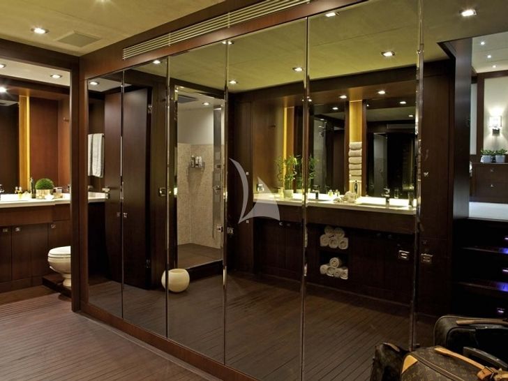 VIP cabin VIP cabin