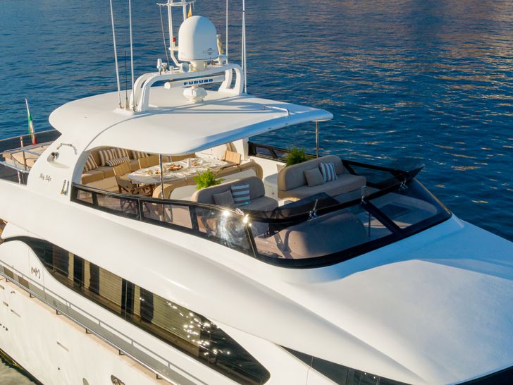 MY LIFE Maiora 27 - sundeck MY LIFE Maiora 27 - sundeck