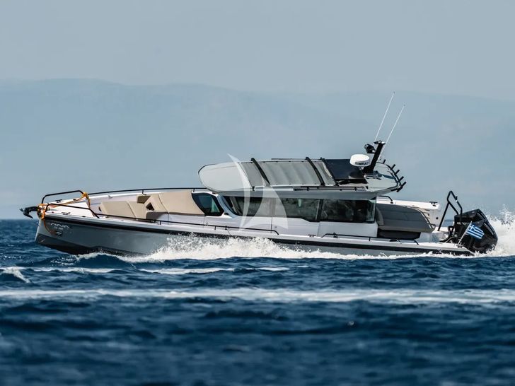 NAIA Sanlorenzo 40 Alloy - chase boat NAIA Sanlorenzo 40 Alloy - chase boat